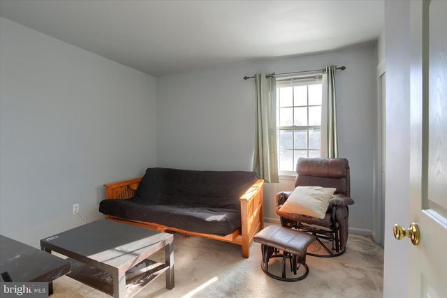 17 ARGALI LN, Mechanicsburg, PA 17055