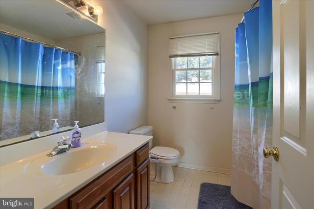 17 ARGALI LN, Mechanicsburg, PA 17055