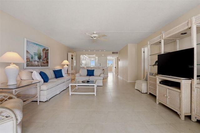 1150 TARPON CENTER DRIVE 3D, Venice, FL 34285