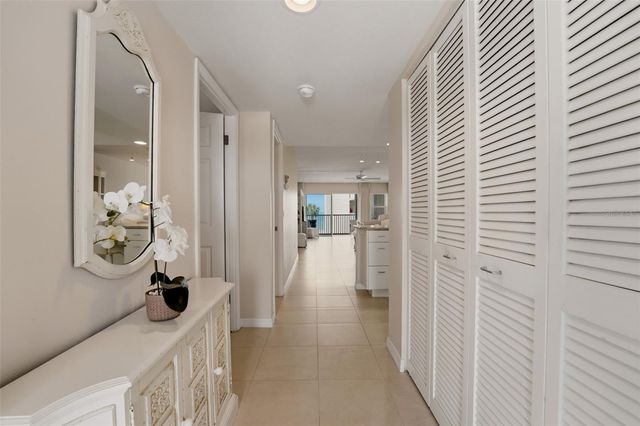 1150 TARPON CENTER DRIVE 3D, Venice, FL 34285