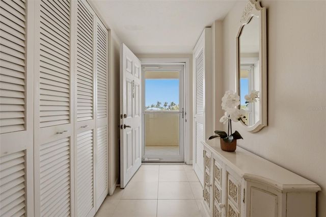 1150 TARPON CENTER DRIVE 3D, Venice, FL 34285