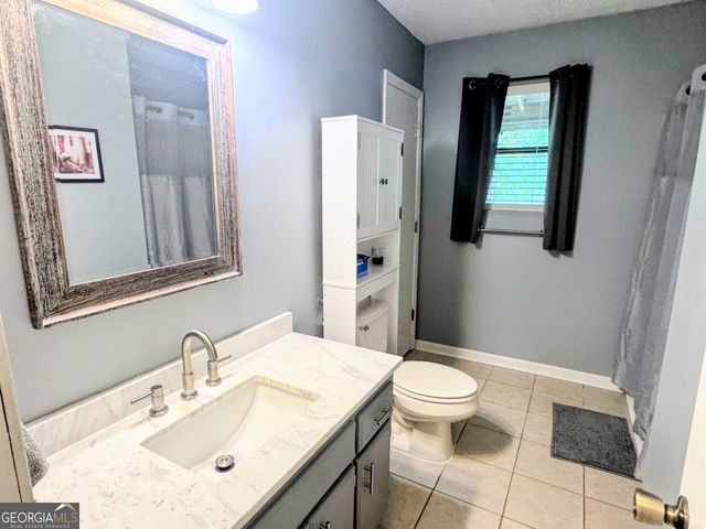 172 Tinica Way, Newnan, GA 30263