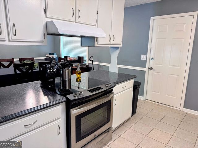 172 Tinica Way, Newnan, GA 30263