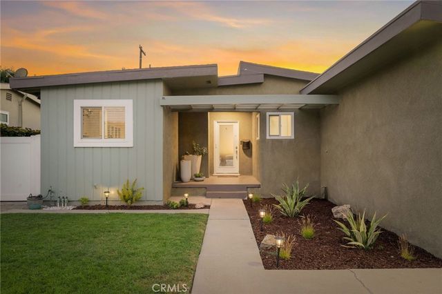 3265 Senasac, Long Beach, CA 90808