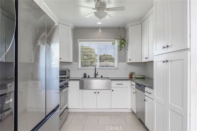 3265 Senasac, Long Beach, CA 90808