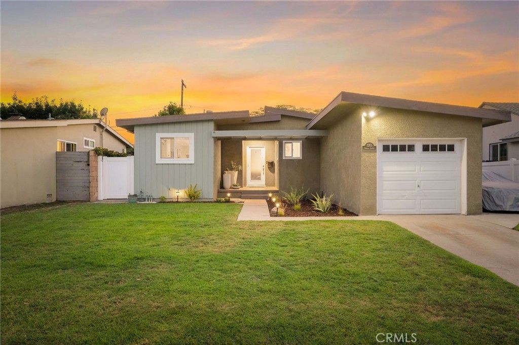 3265 Senasac, Long Beach, CA 90808
