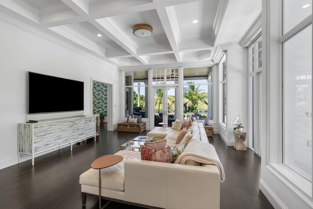 17837 Fieldbrook Circle W, Boca Raton, FL 33496