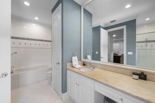 17837 Fieldbrook Circle W, Boca Raton, FL 33496