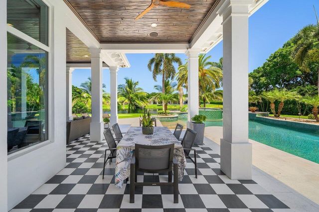 17837 Fieldbrook Circle W, Boca Raton, FL 33496
