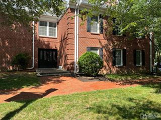 6 Auer Court G, East Brunswick, NJ 08816