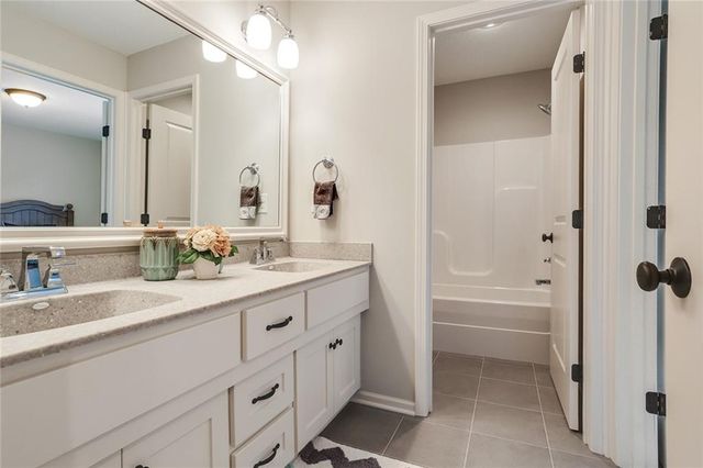 18604 Mohawk Lane, Overland Park, KS 66085