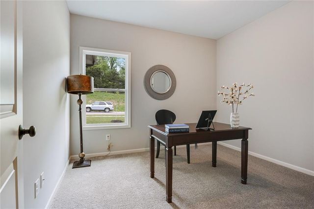 18604 Mohawk Lane, Overland Park, KS 66085