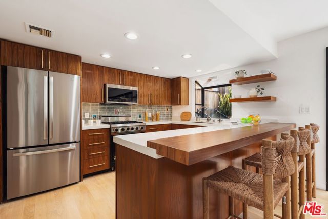 831 14th Street 2, Santa Monica, CA 90403