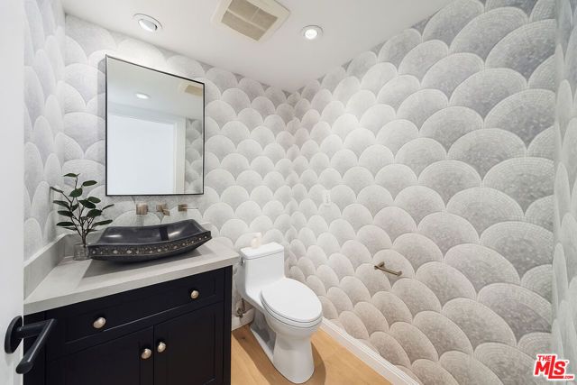 831 14th Street 2, Santa Monica, CA 90403