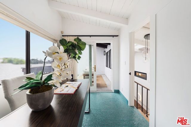 831 14th Street 2, Santa Monica, CA 90403