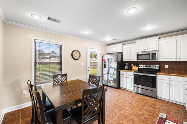 1008 Stevenson Cove, Jacksonville, AR 72076