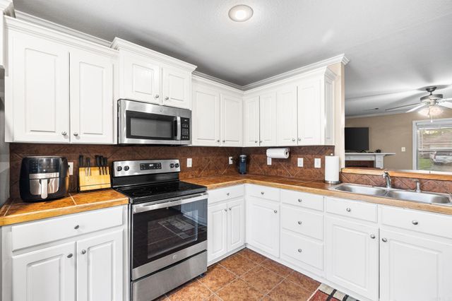 1008 Stevenson Cove, Jacksonville, AR 72076