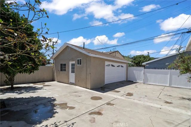 2020 E. 14th, Long Beach, CA 90804