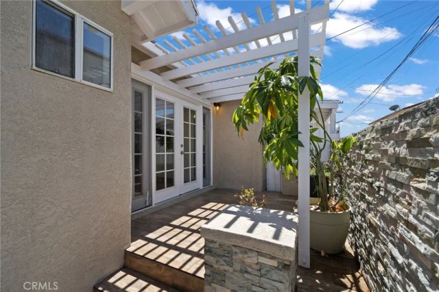 2020 E. 14th, Long Beach, CA 90804