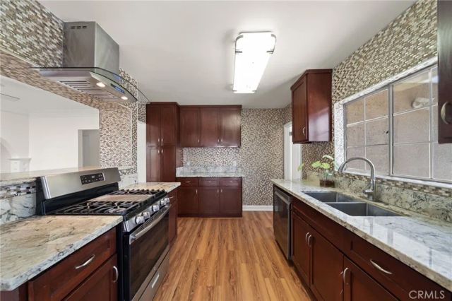 2020 E. 14th, Long Beach, CA 90804