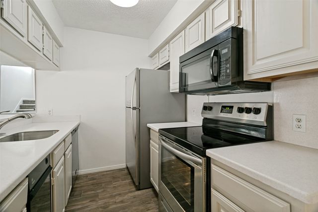 18240 Midway Road 901, Dallas, TX 75287
