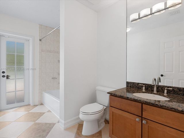 2833 NE 22nd St, Fort Lauderdale, FL 33305