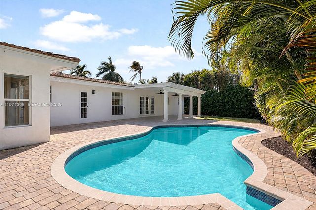 2833 NE 22nd St, Fort Lauderdale, FL 33305