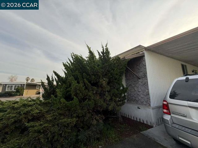 28227 Murcia St, Hayward, CA 94544
