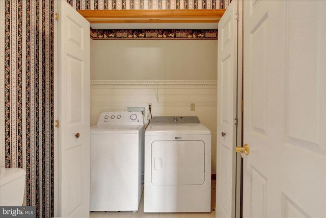 7208 KOPP RD, Spring Grove, PA 17362