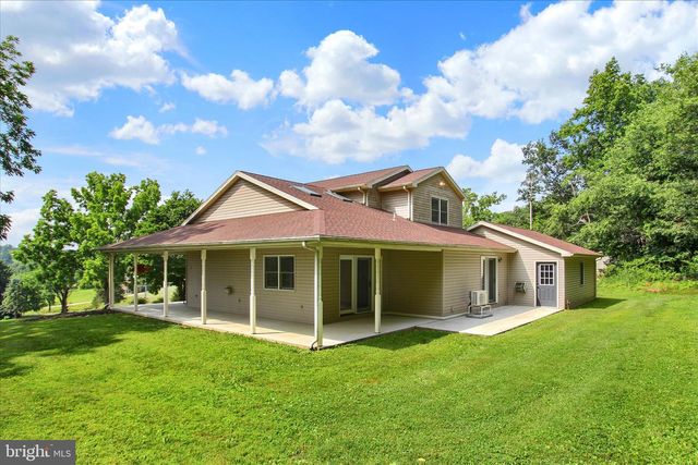 7208 KOPP RD, Spring Grove, PA 17362