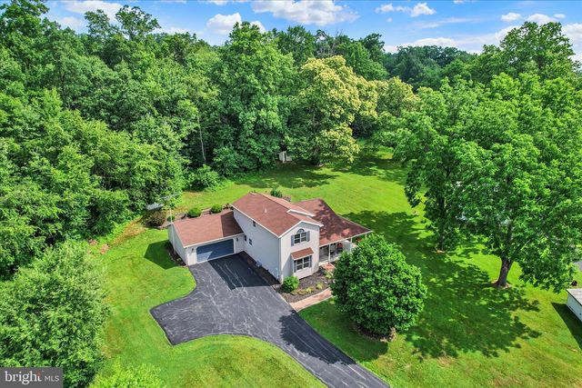 7208 KOPP RD, Spring Grove, PA 17362