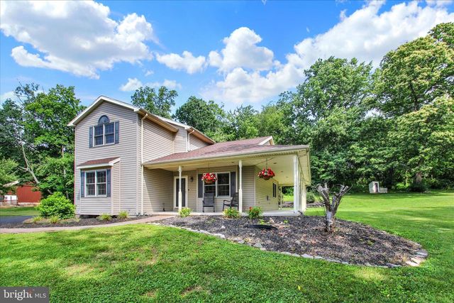 7208 KOPP RD, Spring Grove, PA 17362