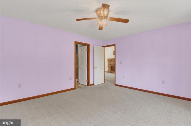 7208 KOPP RD, Spring Grove, PA 17362