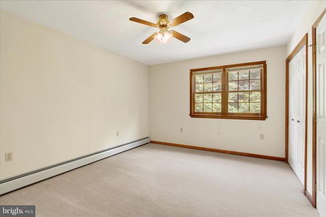 7208 KOPP RD, Spring Grove, PA 17362