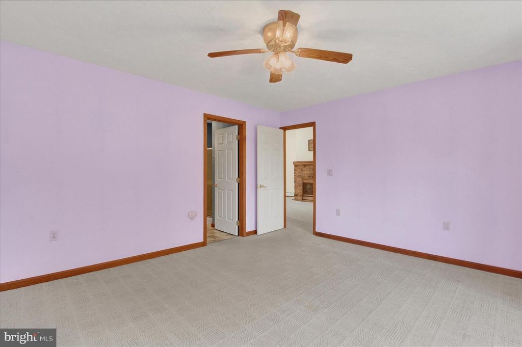 Image 32 of property listing at 7208 KOPP RD, Spring Grove, PA 17362