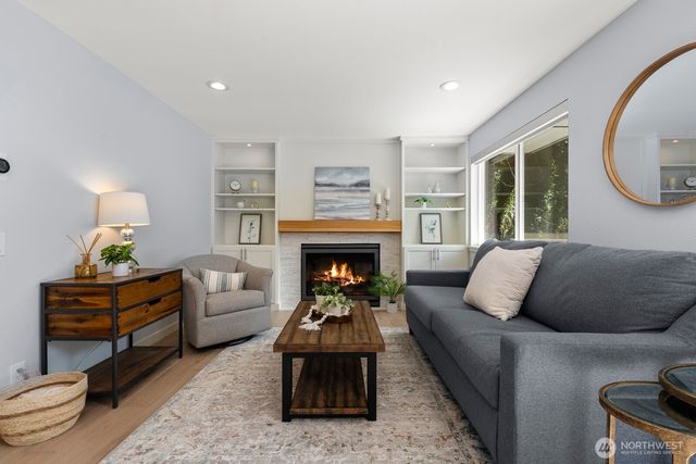 4830 88th Place SE, Mercer Island, WA 98040