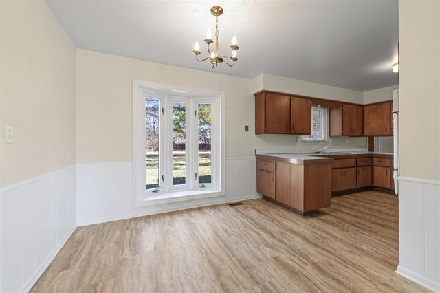 29166 Lorikay Street, Farmington Hills, MI 48334