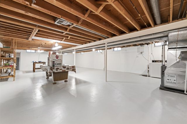 29166 Lorikay Street, Farmington Hills, MI 48334