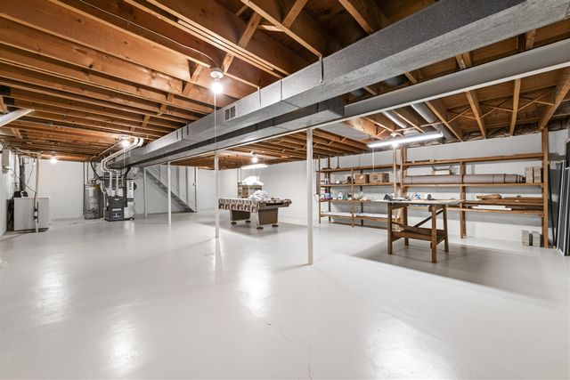 29166 Lorikay Street, Farmington Hills, MI 48334