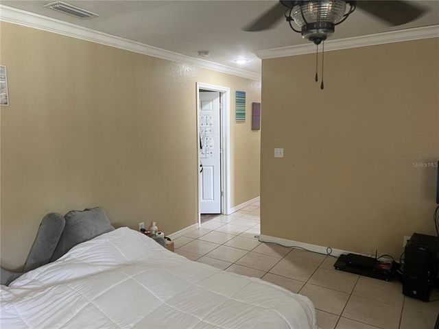 4431 W WALLACE AVENUE, Tampa, FL 33611