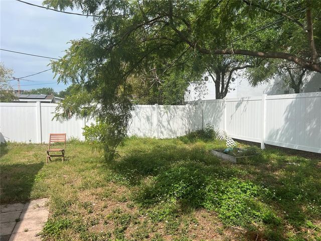 4431 W WALLACE AVENUE, Tampa, FL 33611