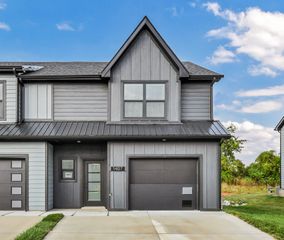 1407 Jonathan Wade Circle, Clarksville, TN 37043