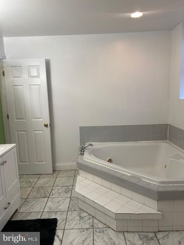 2524 W PRATT ST, Baltimore, MD 21223