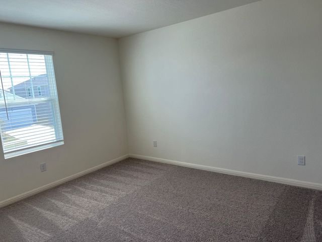 624 Gemsbok DR, Hutto, TX 78364