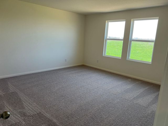 624 Gemsbok DR, Hutto, TX 78364