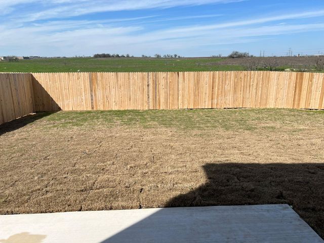 624 Gemsbok DR, Hutto, TX 78364