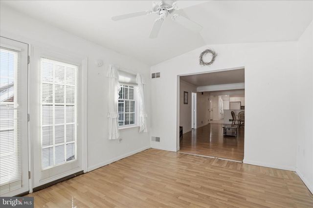 6 SPRING HILL LN, Mountville, PA 17554