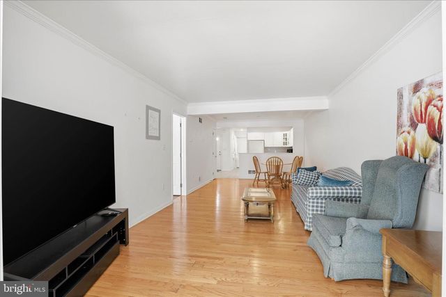 6 SPRING HILL LN, Mountville, PA 17554