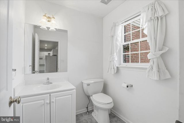 6 SPRING HILL LN, Mountville, PA 17554