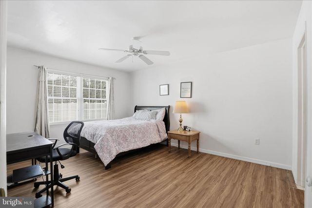 6 SPRING HILL LN, Mountville, PA 17554